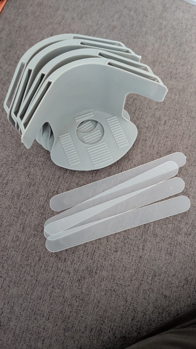 Bed sheet Holder set