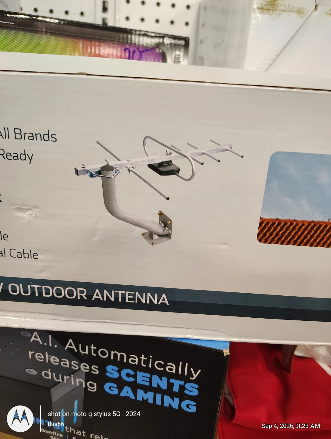 HDTV Outdoor Antenna - photo 3