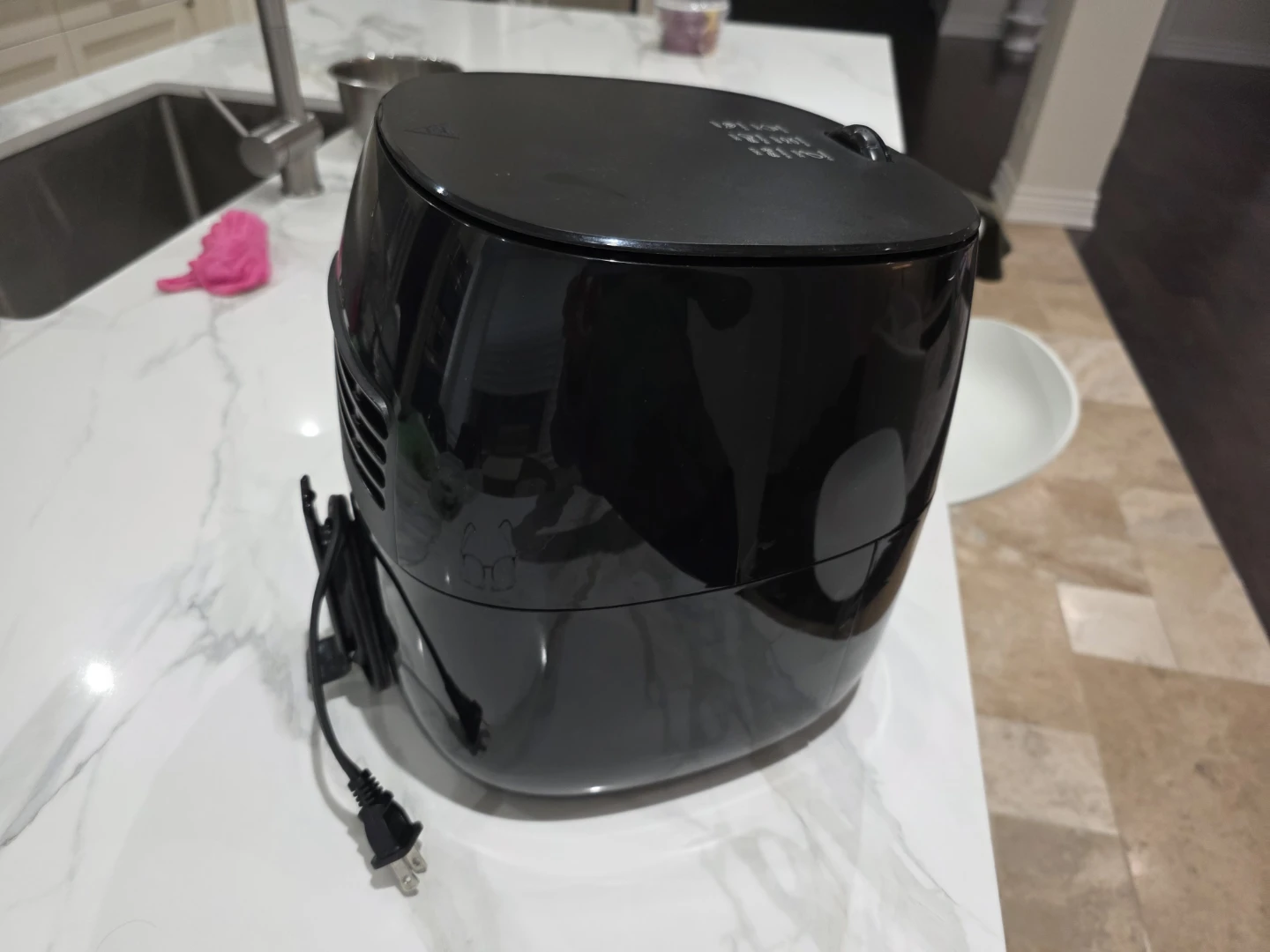 Philips Airfryer HD9721 $20 pick up only - photo 4