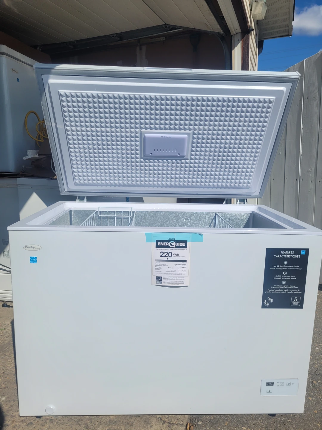 Large Danby Chest Freezer - photo 2