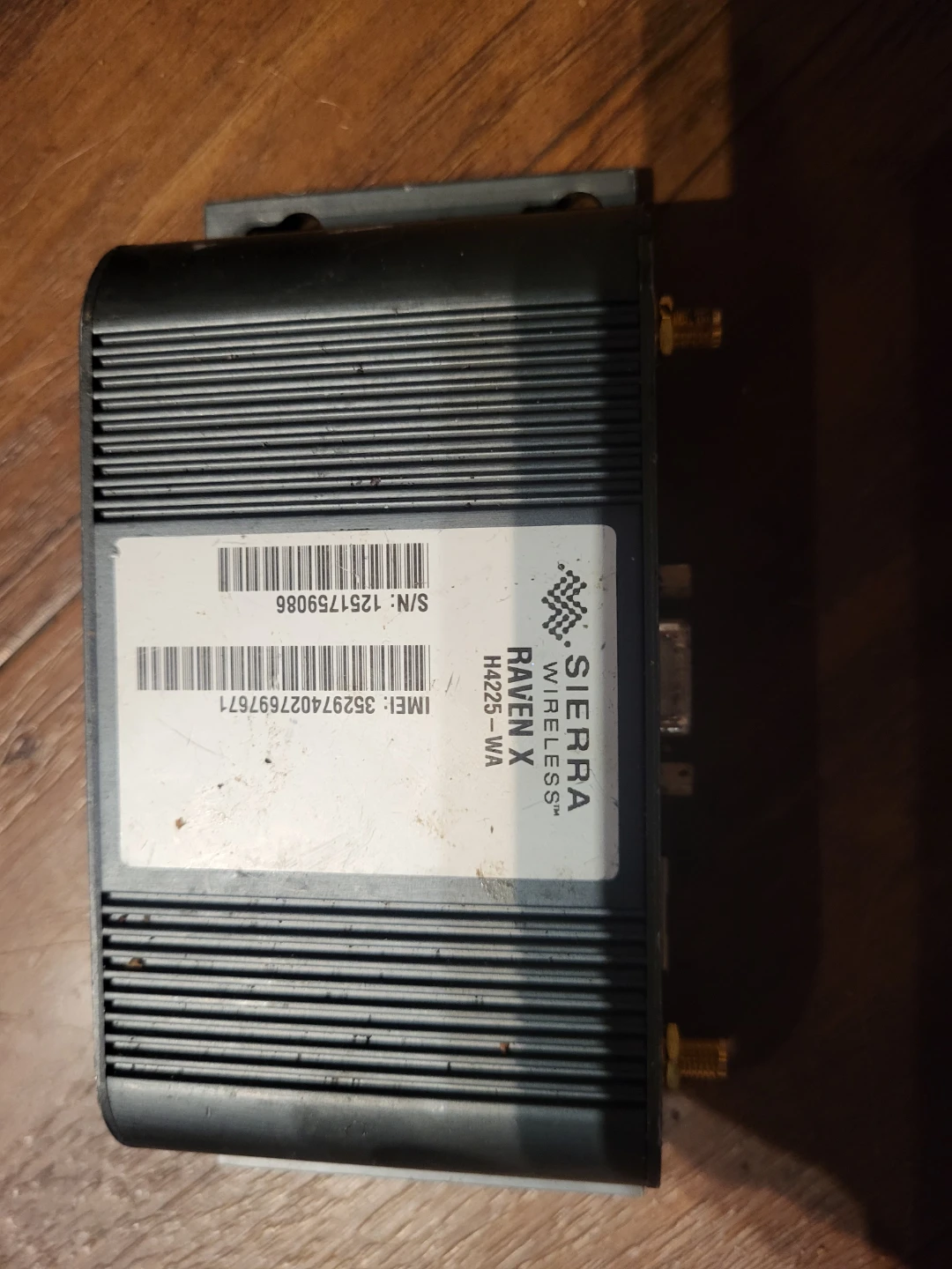 Sierra Wireless AirLink Raven X H4225-WA - photo 2