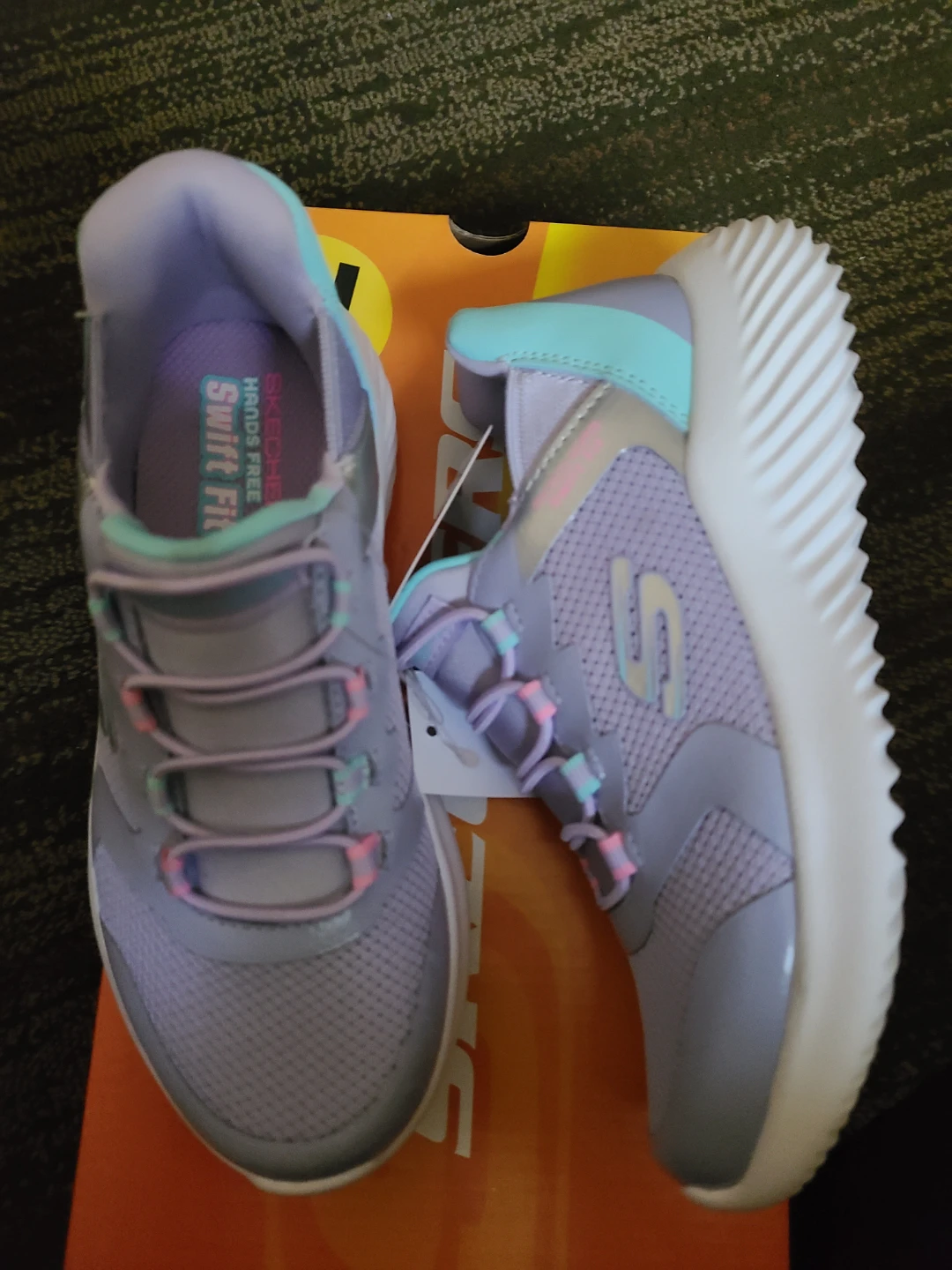 Skechers Hands Free Swift Fit Girls Shoes - Size 12