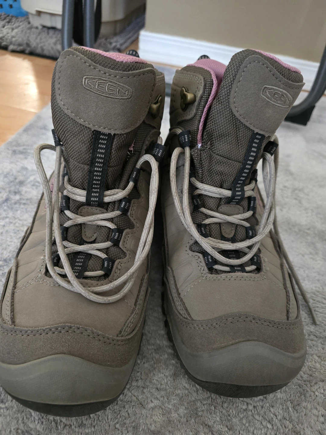 Keen Hiking Boots - Women's Size 10