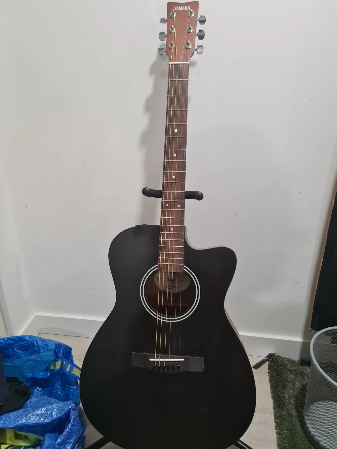 YAMAHA FSX400C  -  Acoustic electric guitar (LIKE NEW)