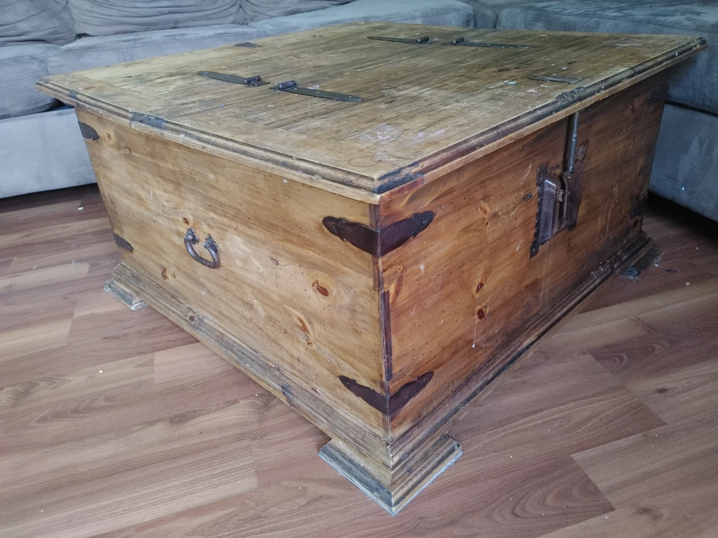 Rustic Wood Storage Chest