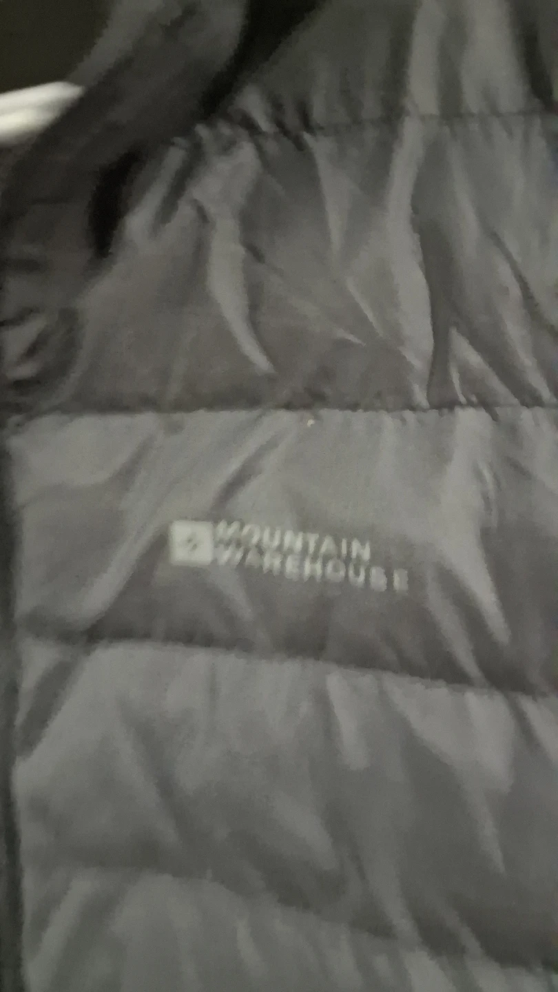 Mountain Warehouse black puffer jacket size M - photo 3
