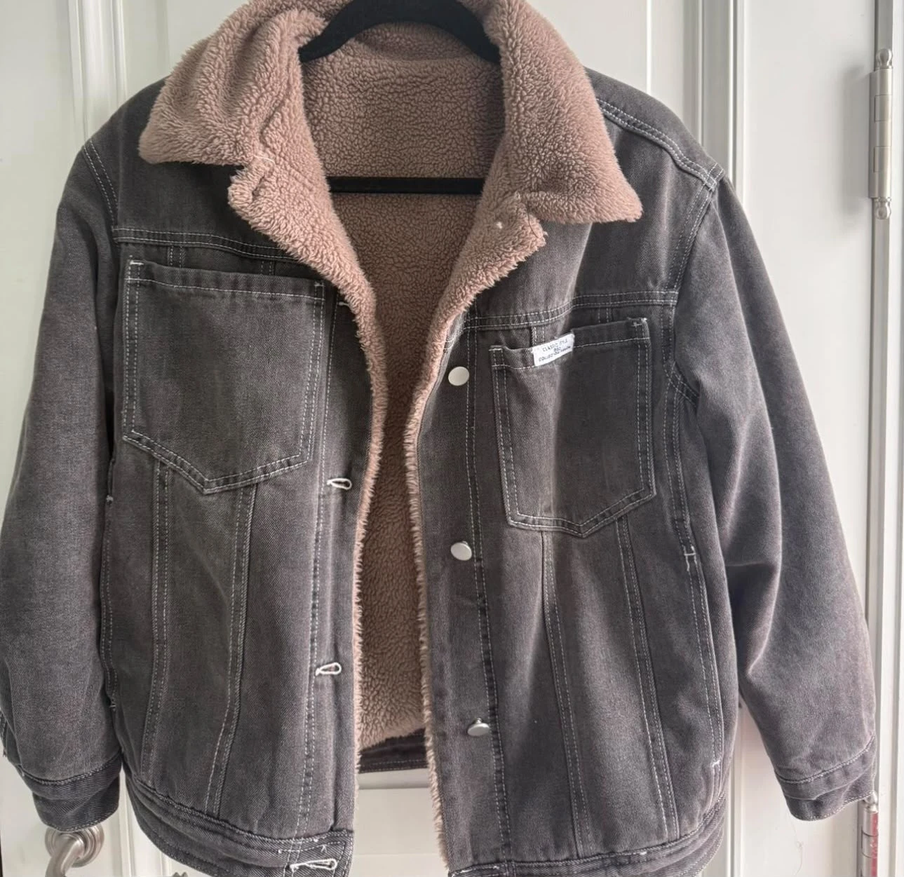 Classic Style Sherpa Denim Jacket Size M - photo 4