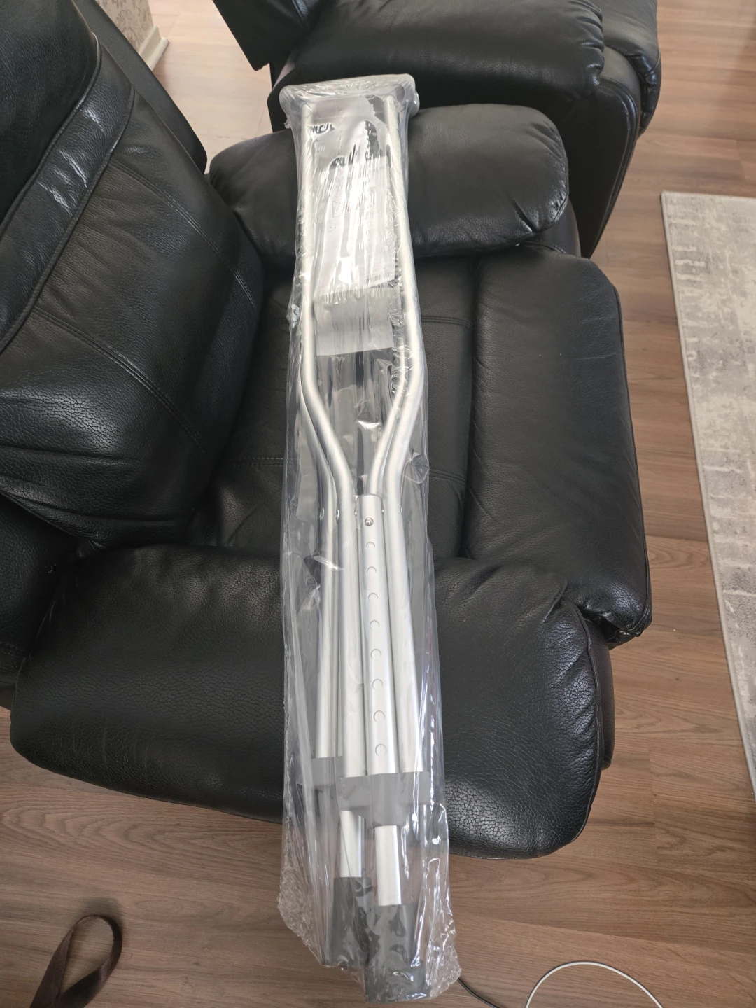 Medline Standard Aluminum Push-Button Crutches - photo 3