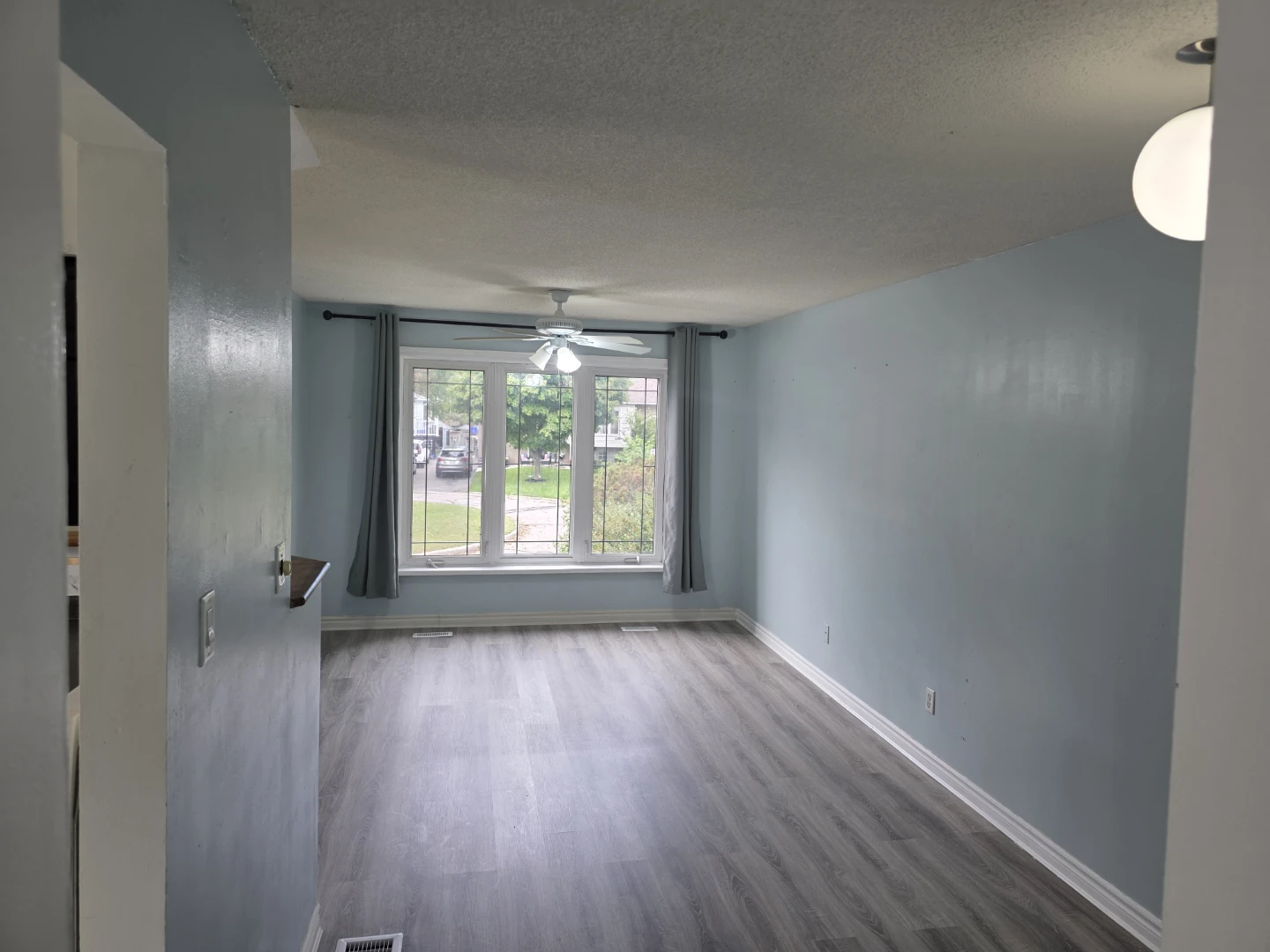 3-bedroom Main Floor Apartment - photo 4