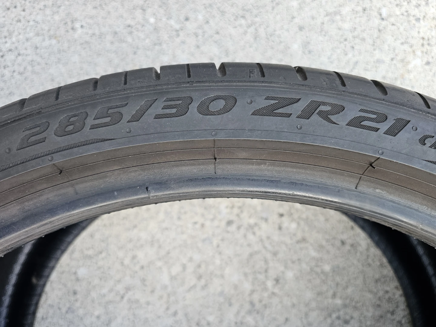 285/30 R21 SUMMER TIRE (1 ONLY) - photo 2