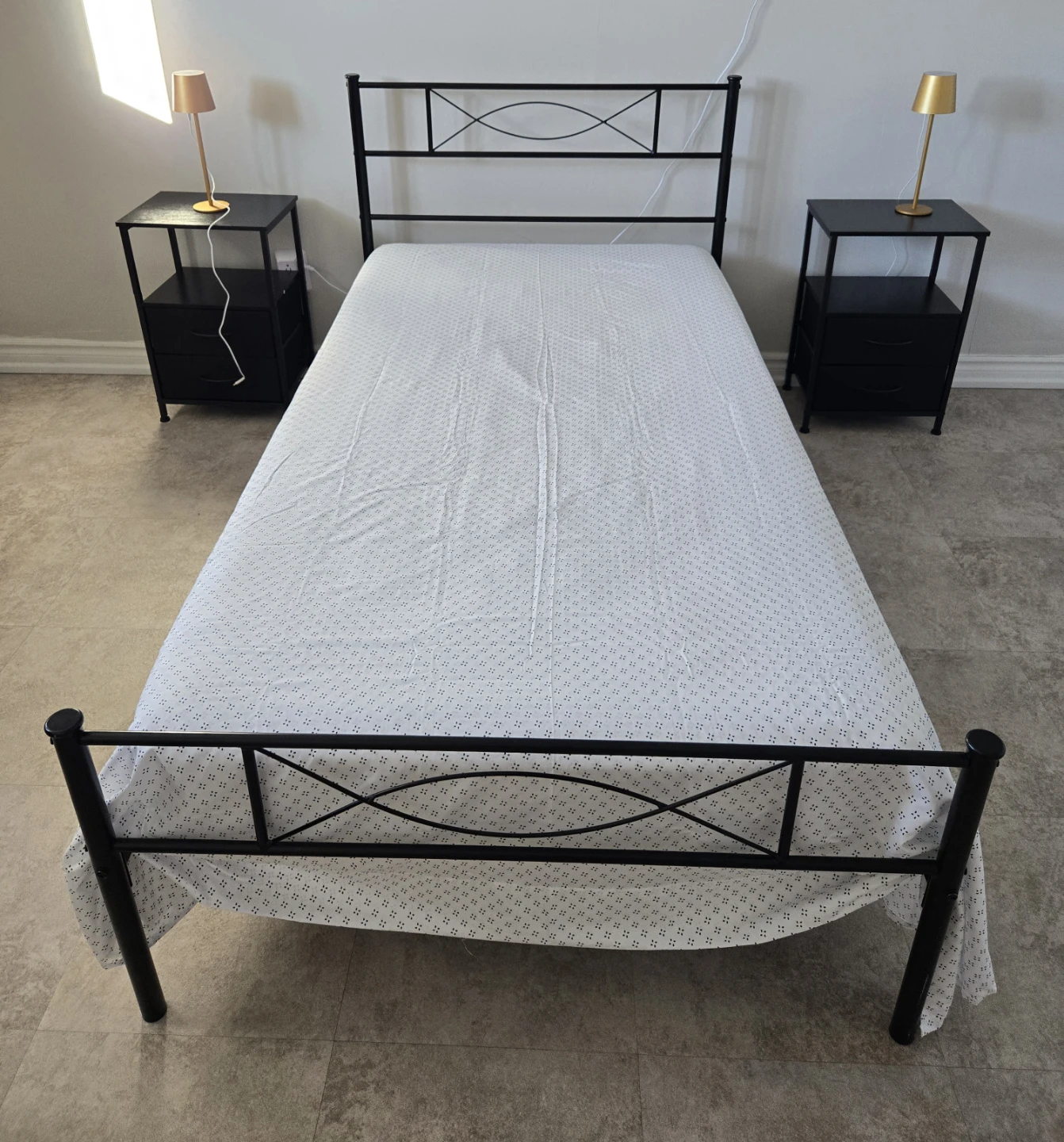 Black Metal Bed Frame, mattress and nightstands with lamps
