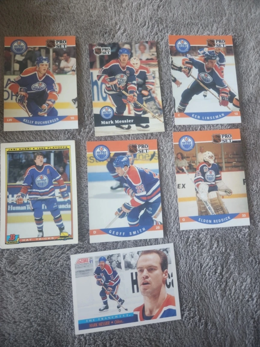 Lot of 7 Vintage Edmonton Oilers Hockey Cards