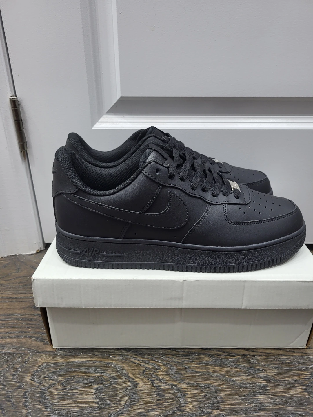 Nike Air Force 1 Black - photo 2