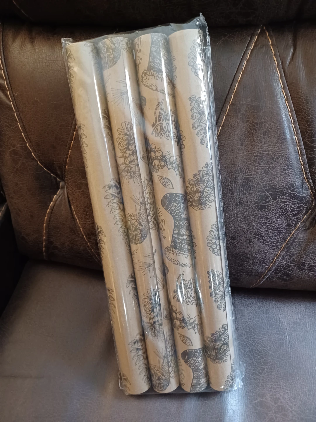 Vintage Style Christmas Wrapping Paper Set - photo 2