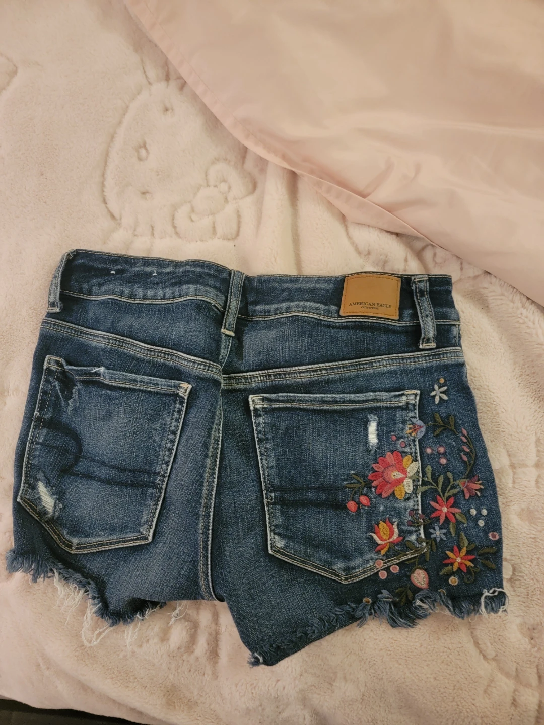 American Eagle Embroidered Denim Shorts - photo 2