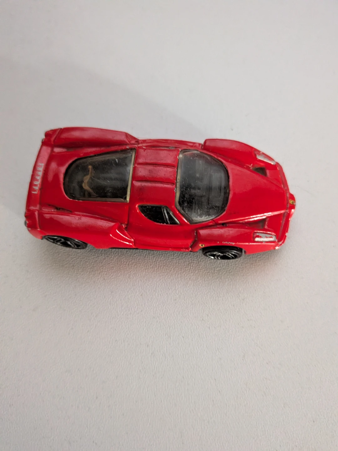 Hot Wheels Enzo Ferrari Red - photo 2
