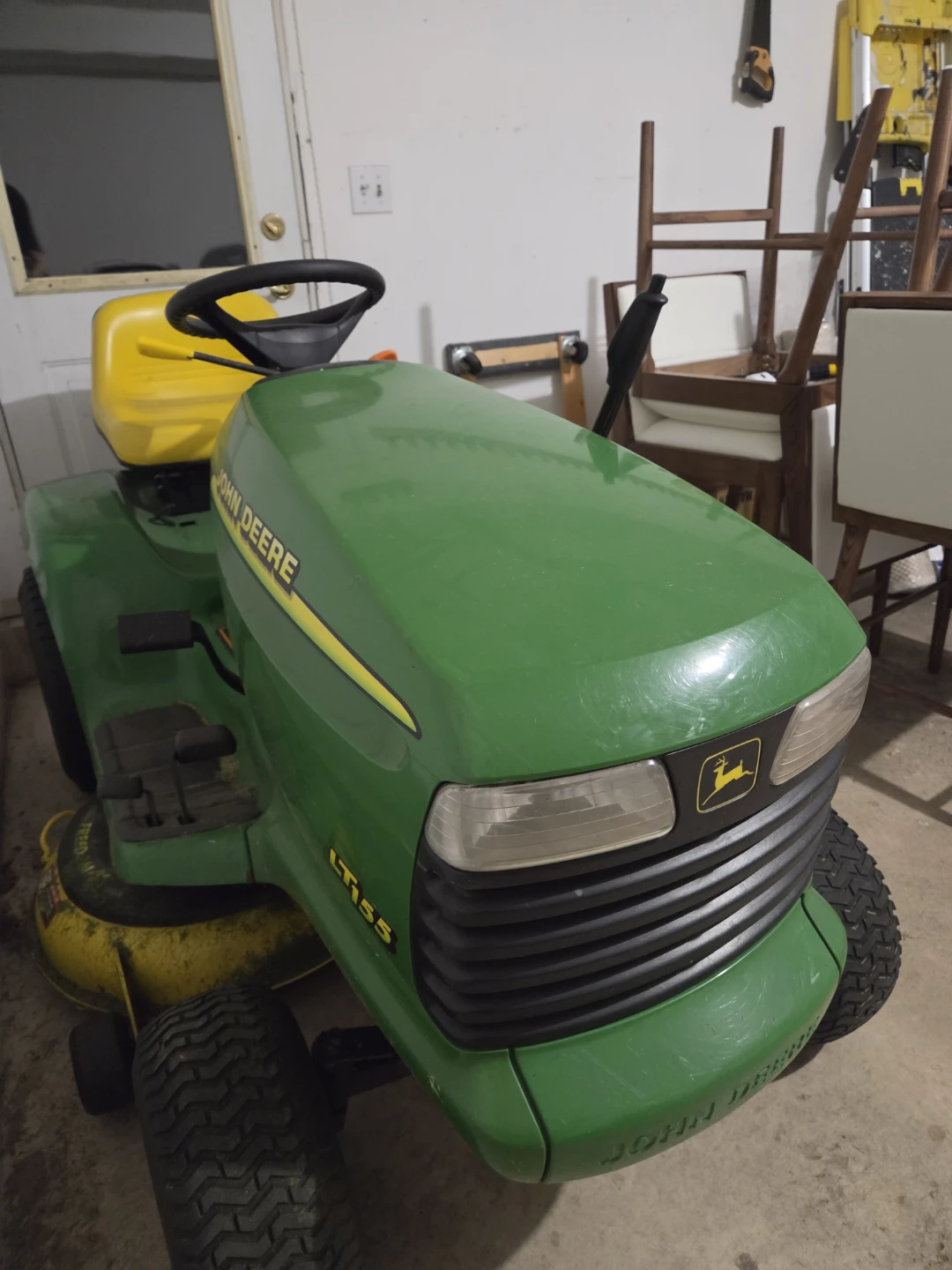John Deere Riding Mower - photo 2