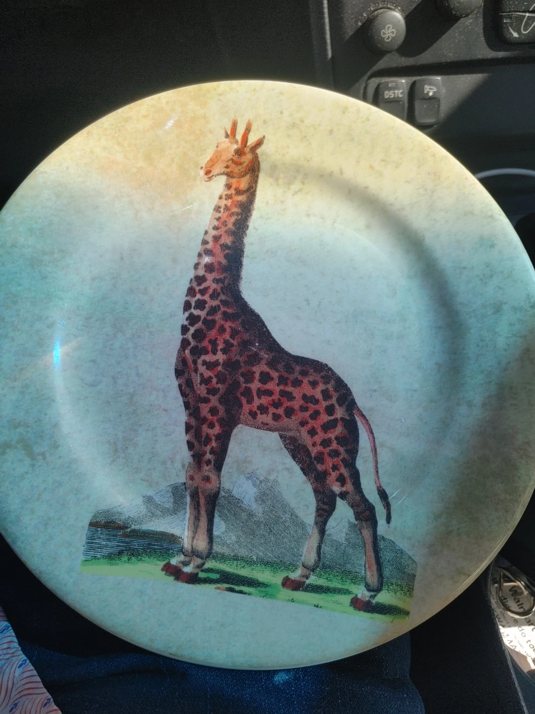 Gien France Kenya Giraffe Plate