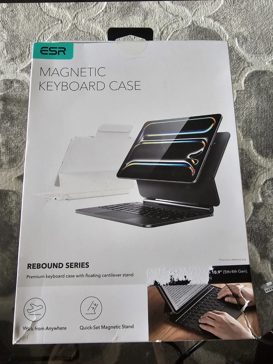 ESR Rebound Magnetic Keyboard Case for iPad Air/Pro 11" - photo 3