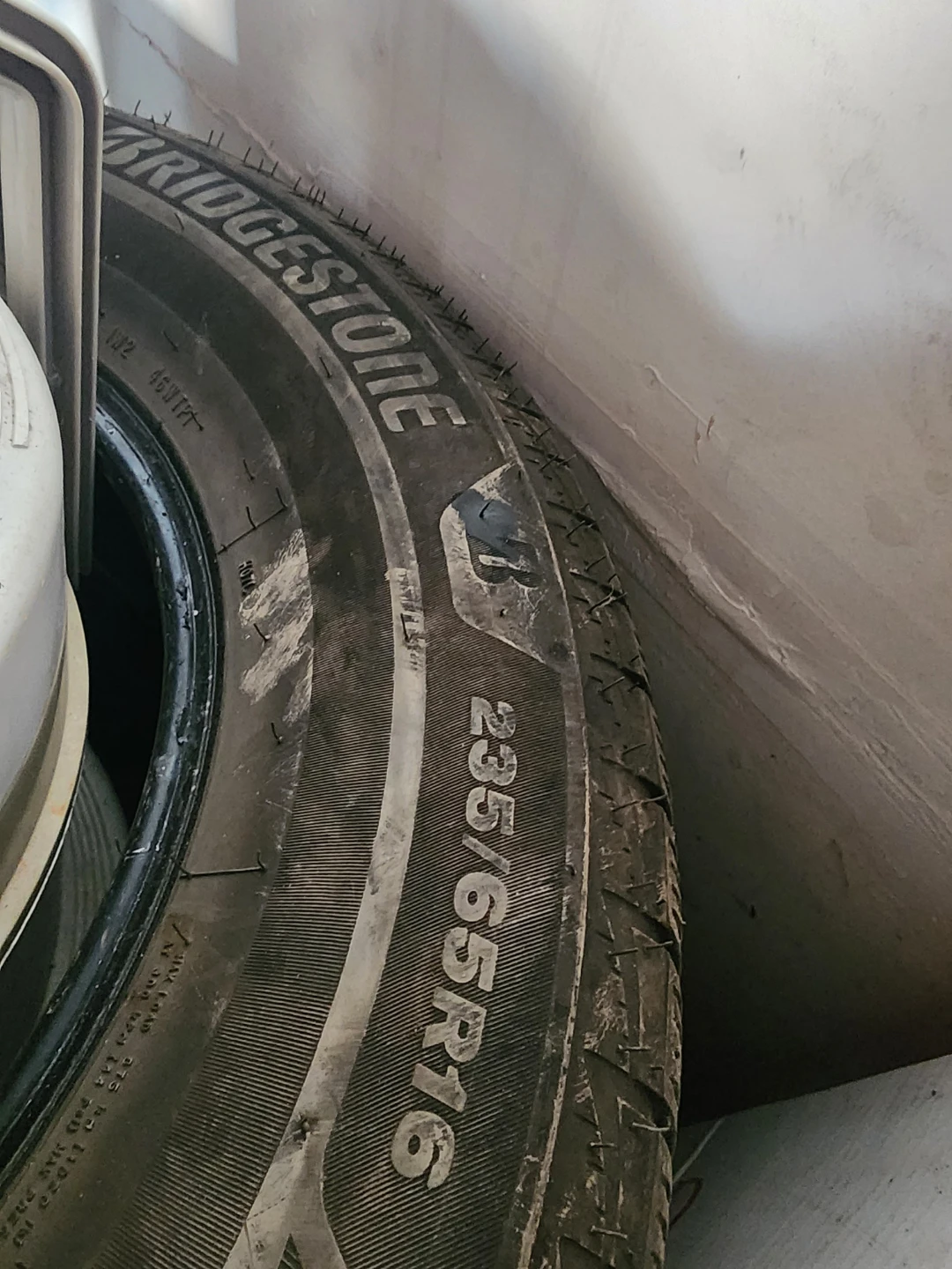 Bridgestone WeatherPeak 235/65R16 Tires - photo 3