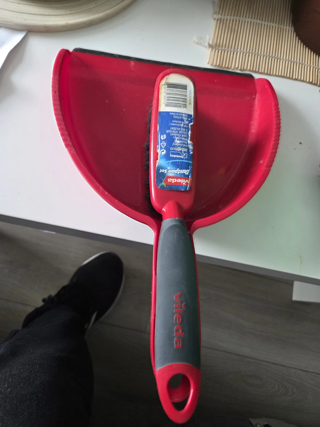 Vileda Dustpan and Brush Set - photo 3