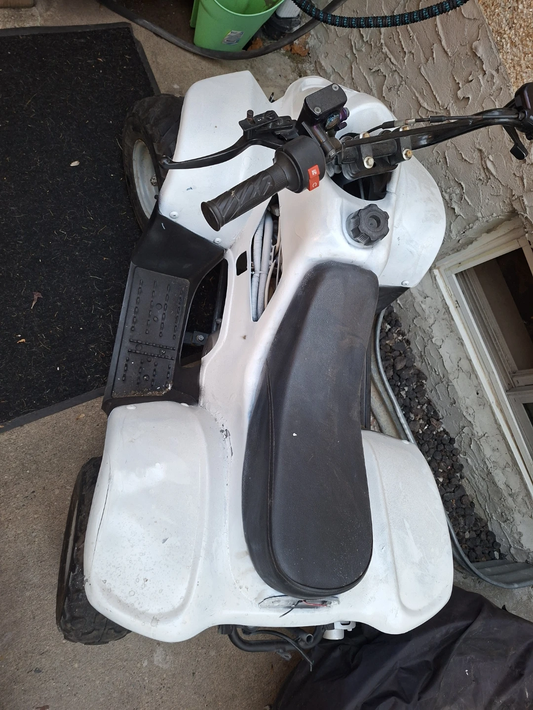 Kids White ATV need a lil work - photo 4