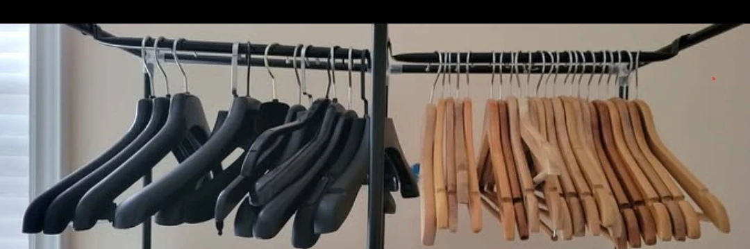 $0.20 plastic hanger $1 wood hanger and coat hanger - photo 3