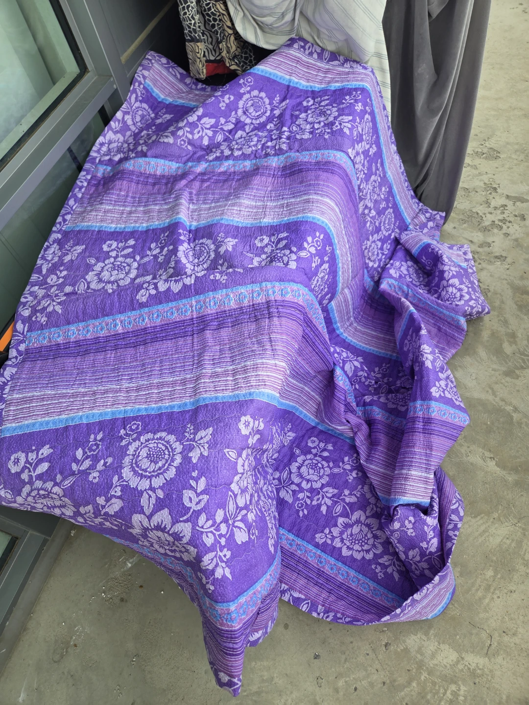 Purple floral quilt - photo 3