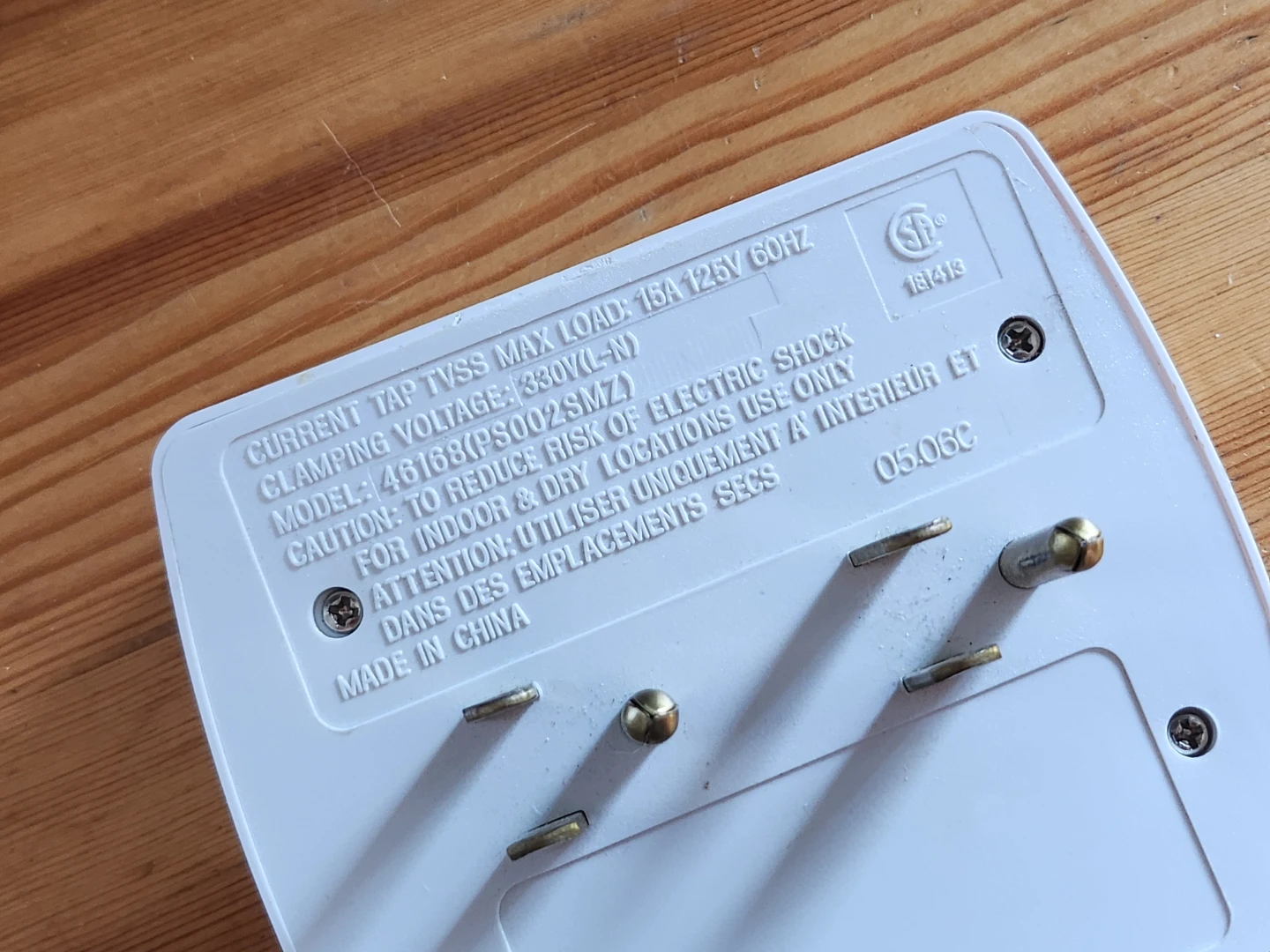 Wall Tap Surge Protector 6-Outlet - photo 3
