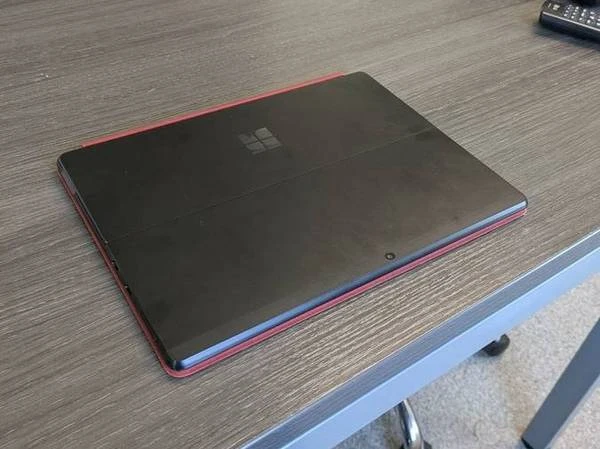Surface Pro X - 2021 - With Type Cover and Slim Pen - photo 4