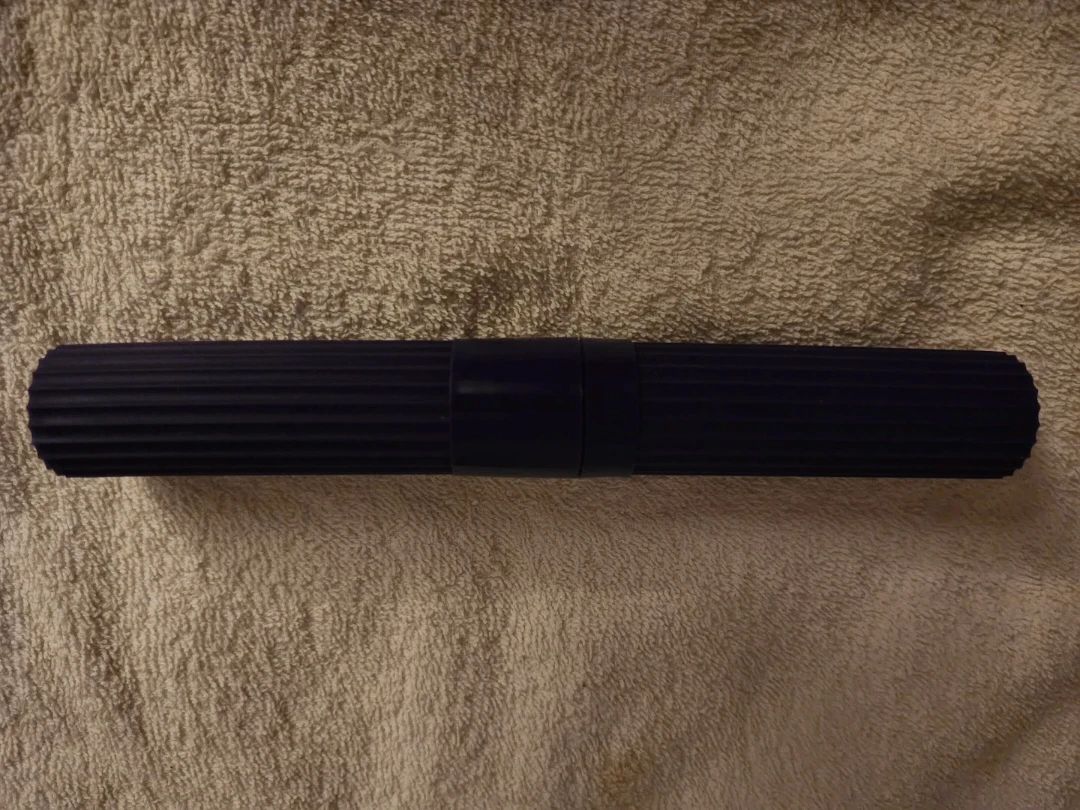 Dark Purple travel toothbrush holder case 🏈 - photo 2