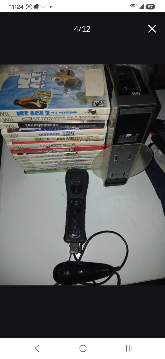 Nintendo Wii Bundle, or individually🏈