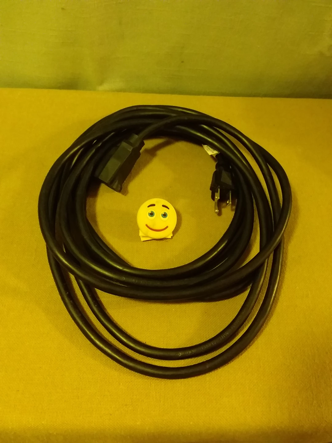 🏈 🔌 Like 🆕 Black Heavy Duty Extension Cord 🔌