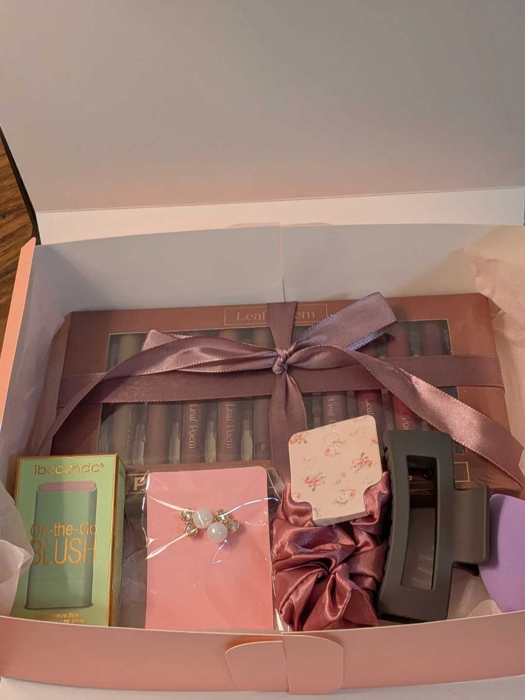 Nush customized Beauty Gift Set with Leaf Poem and ibcccndc - photo 2