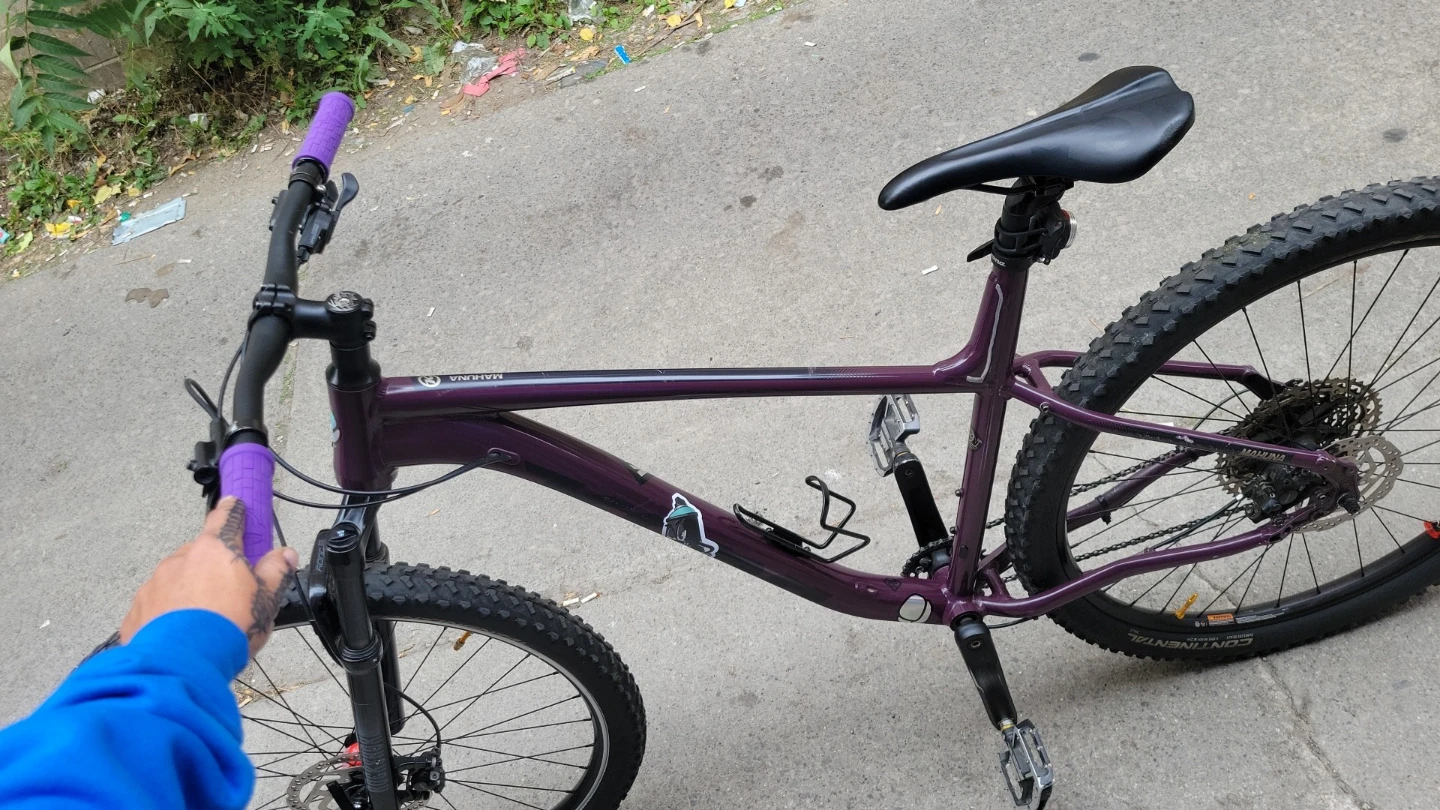 Kona Mahuna Mountain Bike - Plum Purple