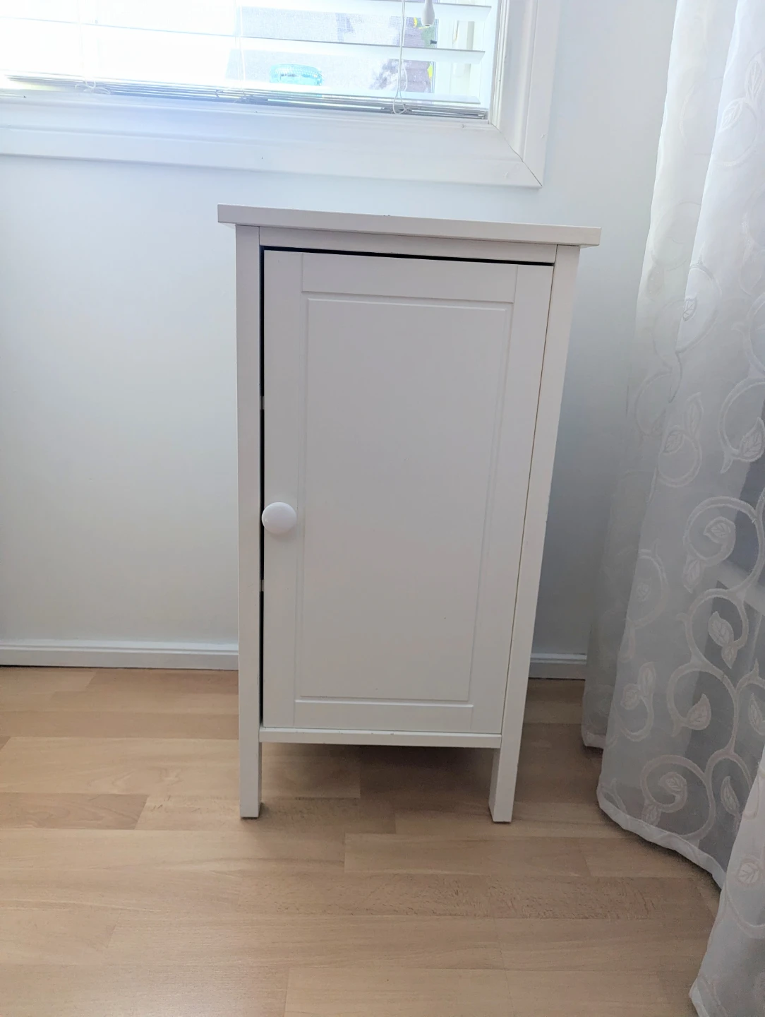 Small IKEA Cabinet x1 - photo 5