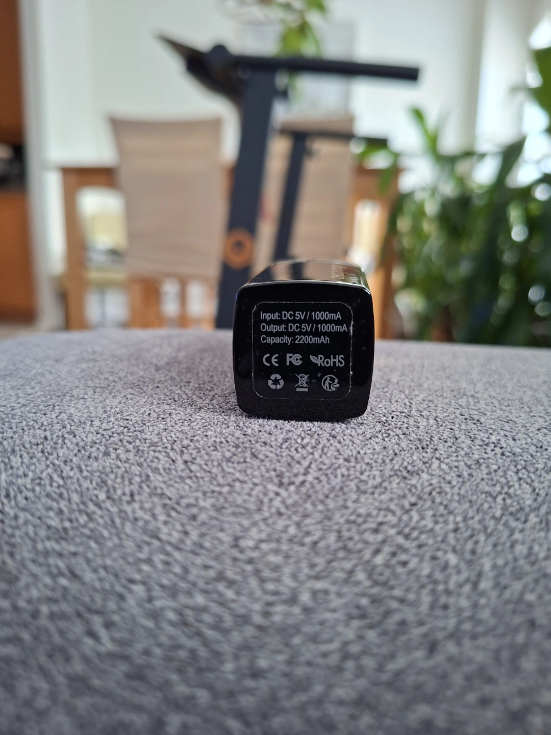 Beauty Charge lipstick-style power bank - photo 5
