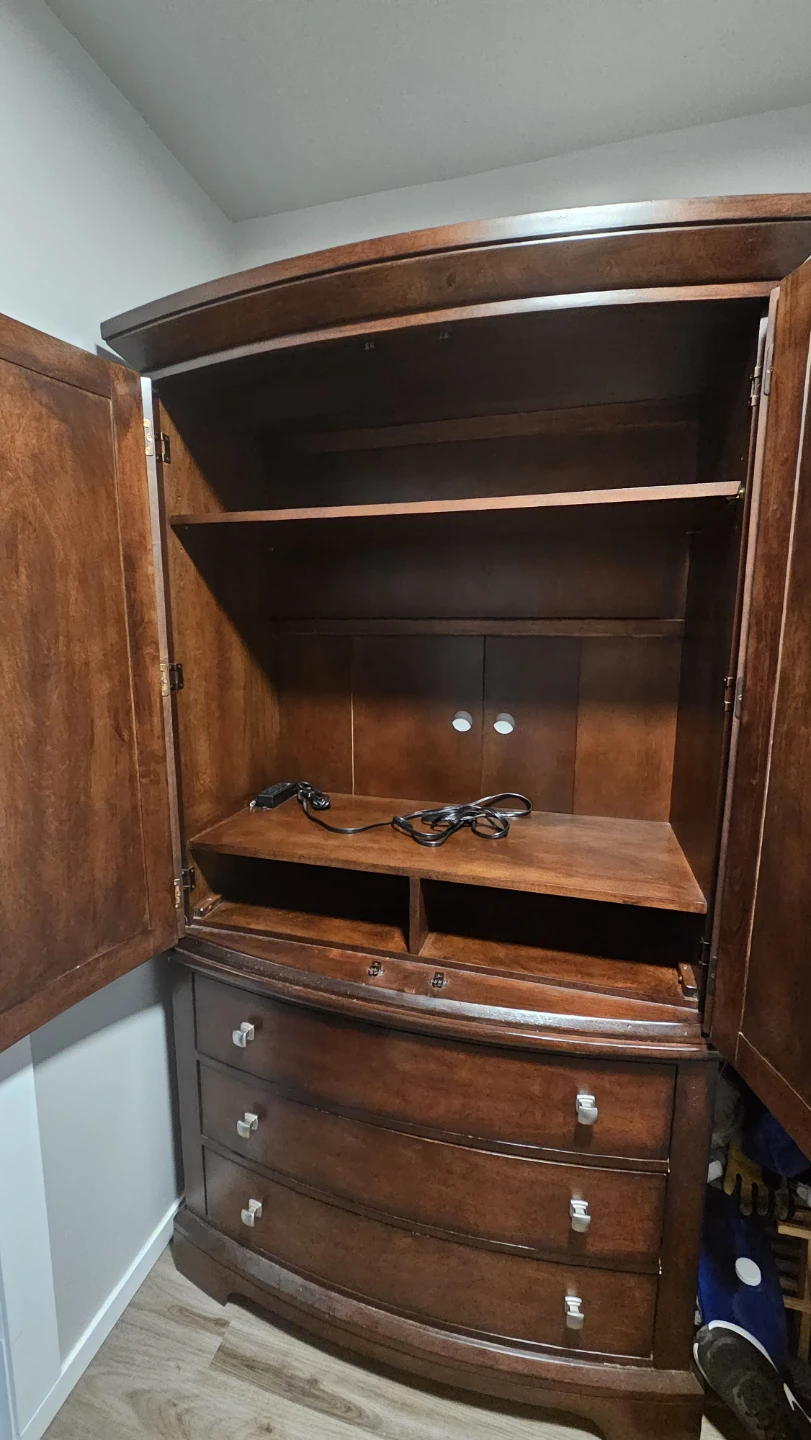 Wardrobe /media center .Solid wood - photo 4