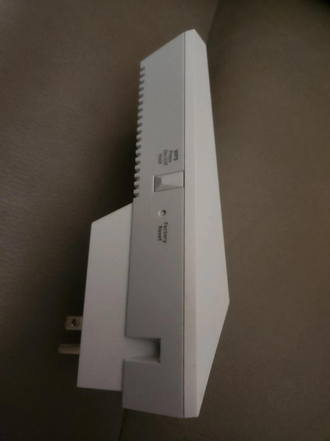 Netgear Nighthawk X4S AC2200 WiFi Range Extender - photo 2