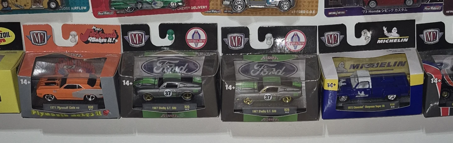 M2 Machines 1:64 Scale Model Car