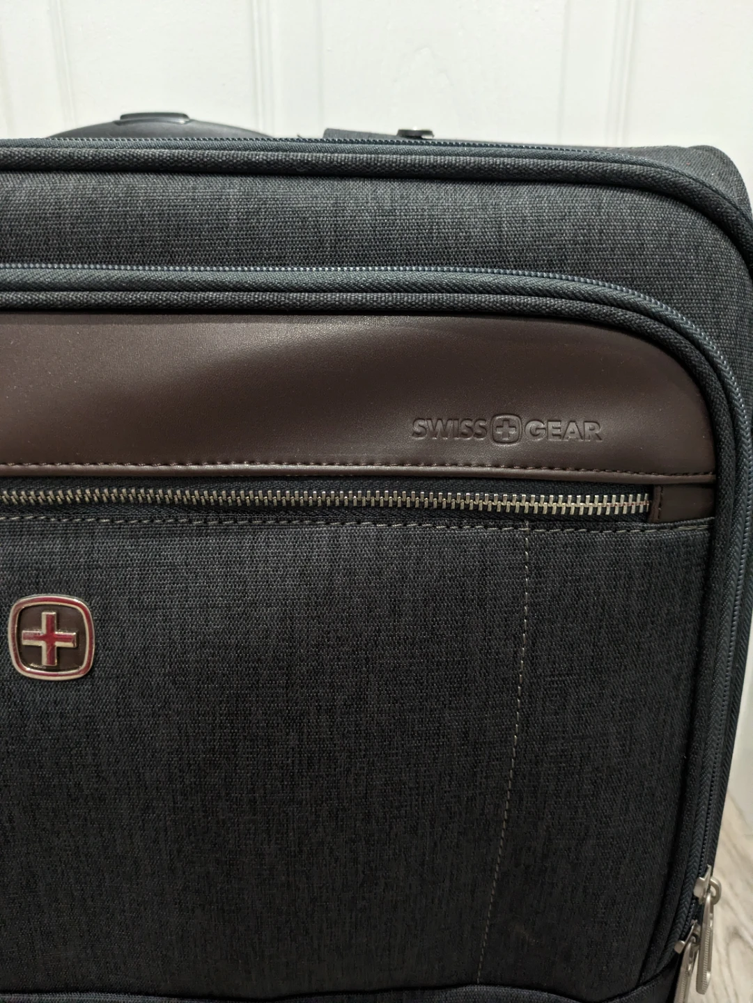 Swiss Gear Carry-On Luggage - photo 2