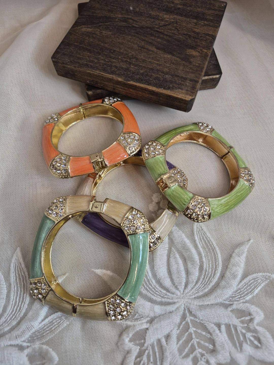 4 Enameled on Metal with Gems Beautiful Square Fashion Bangles - photo 2