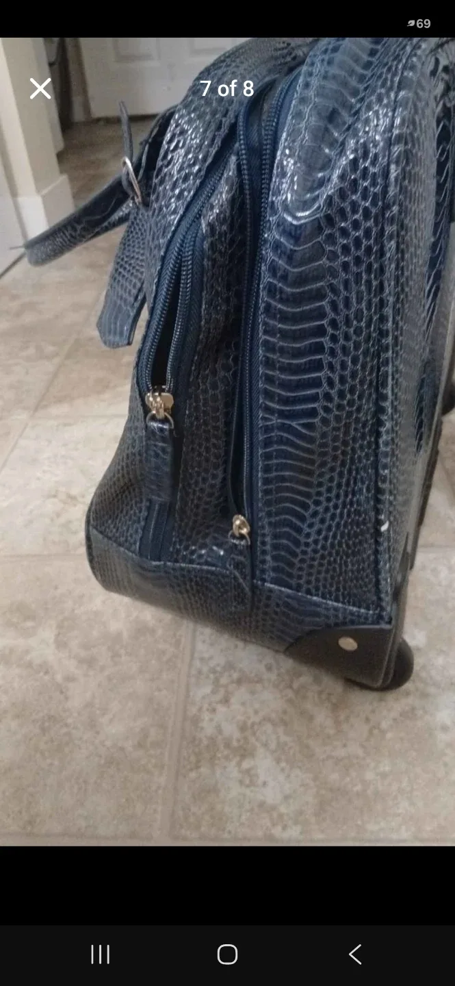 David Jones Rolling Carry-on Travel Bag - photo 3