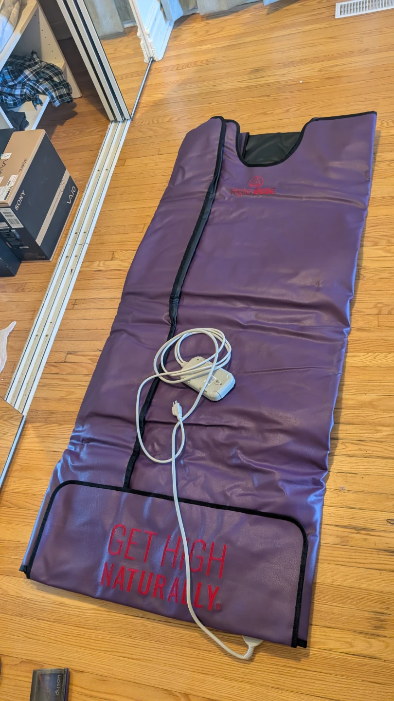 HigherDOSE Infrared Sauna Blanket