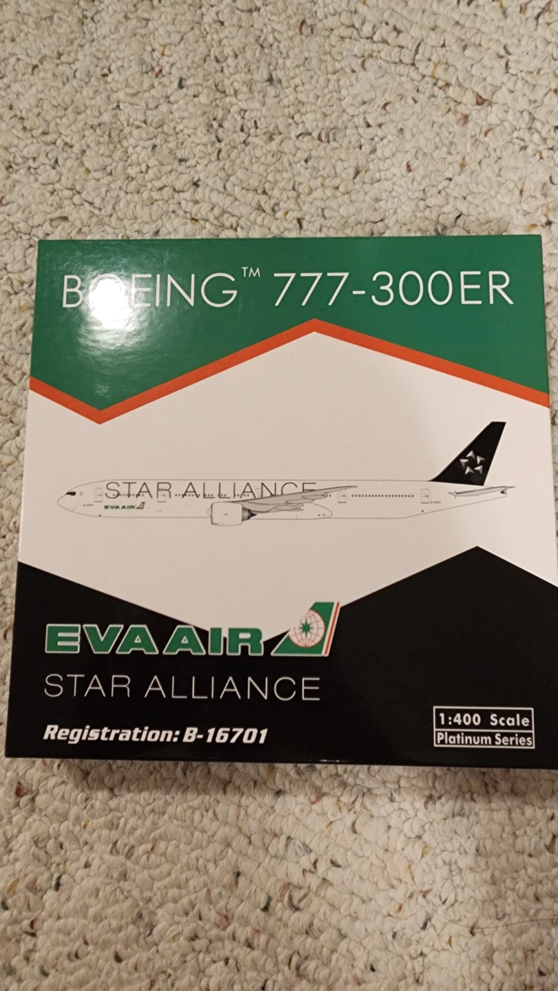 EVA Air Boeing 777-300ER 1:400 Scale Diecast Model