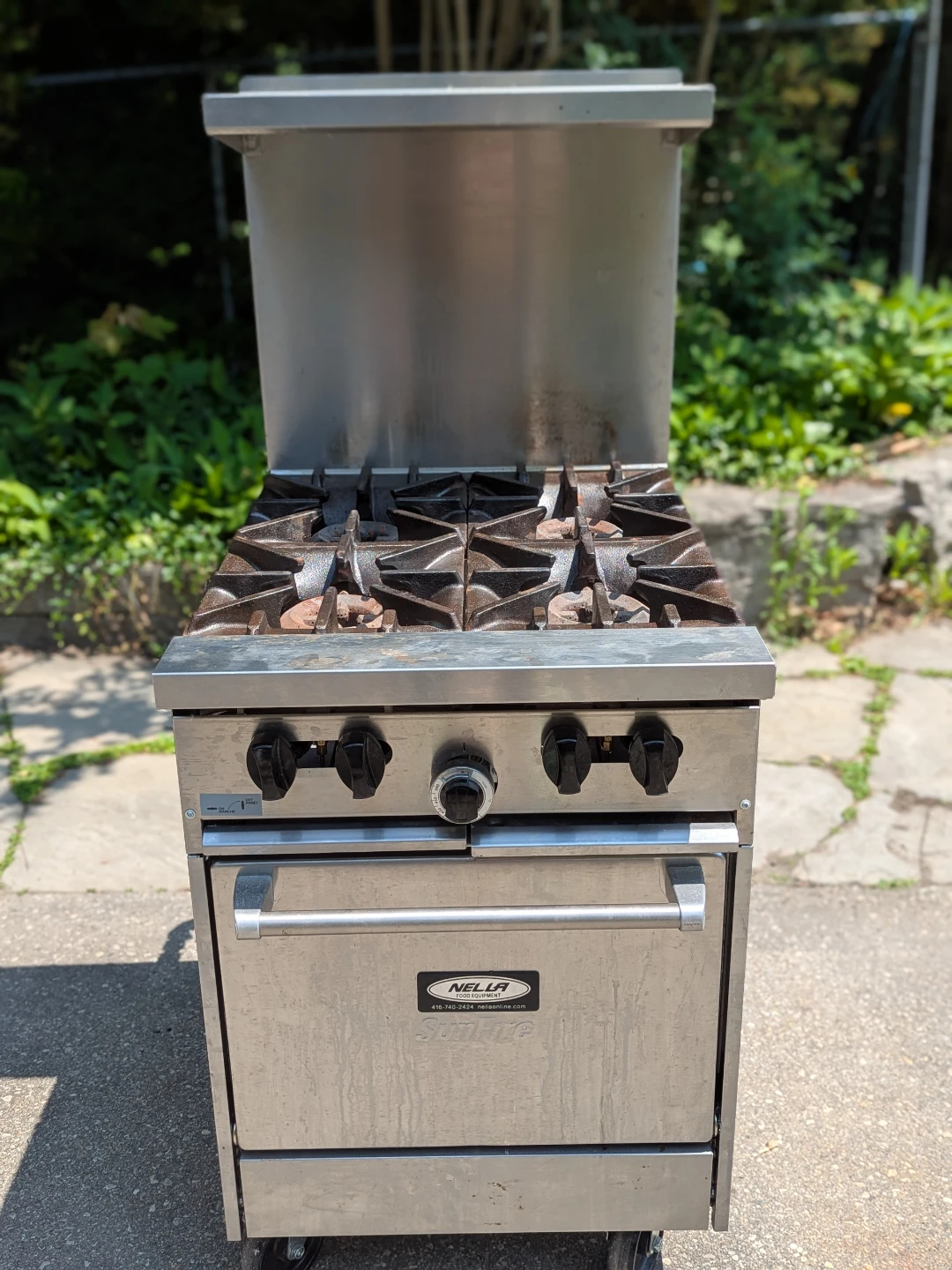 Nella Sunfire 4-Burner Commercial Gas Range - photo 3