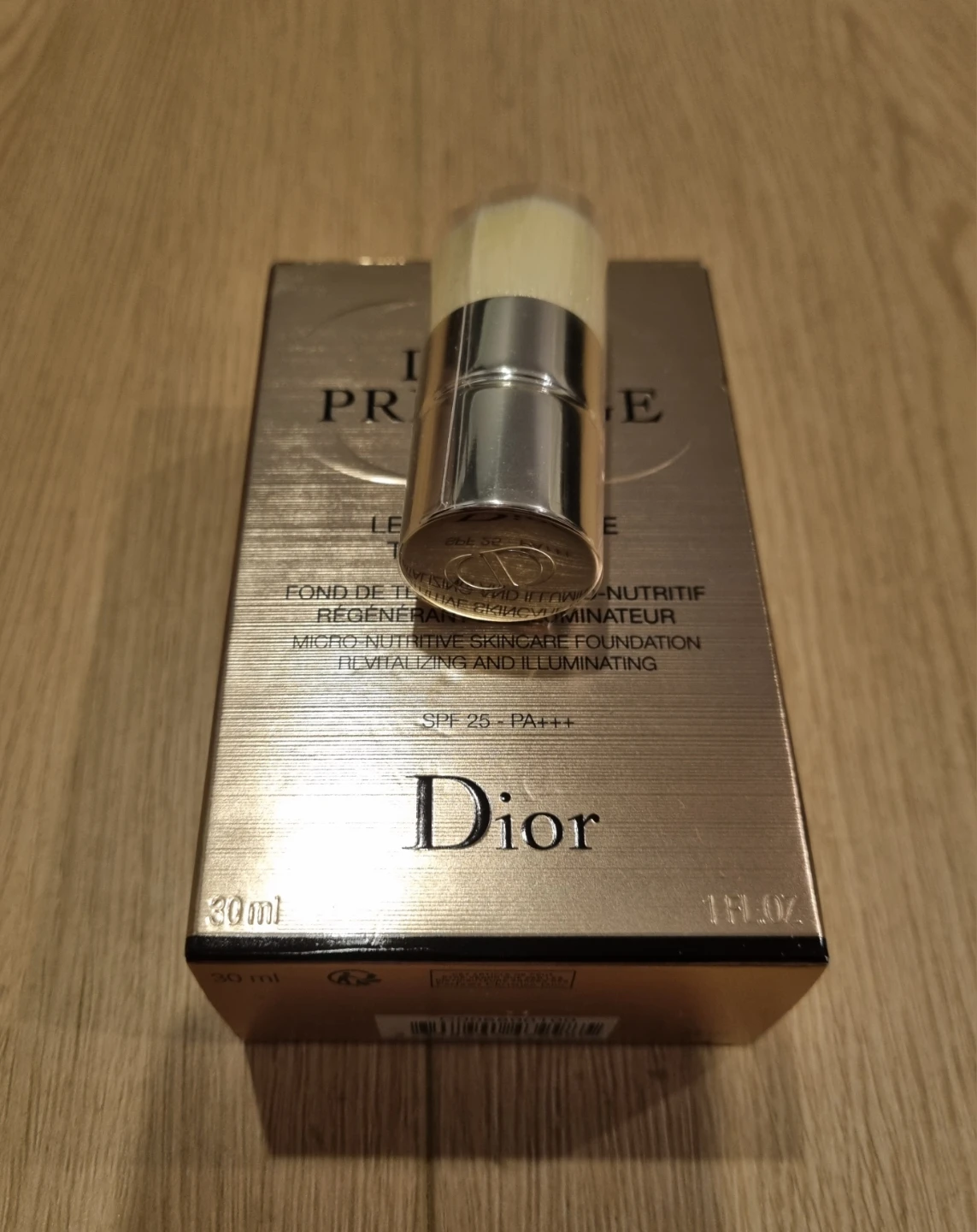 Dior Prestige Foundation Brush - photo 2