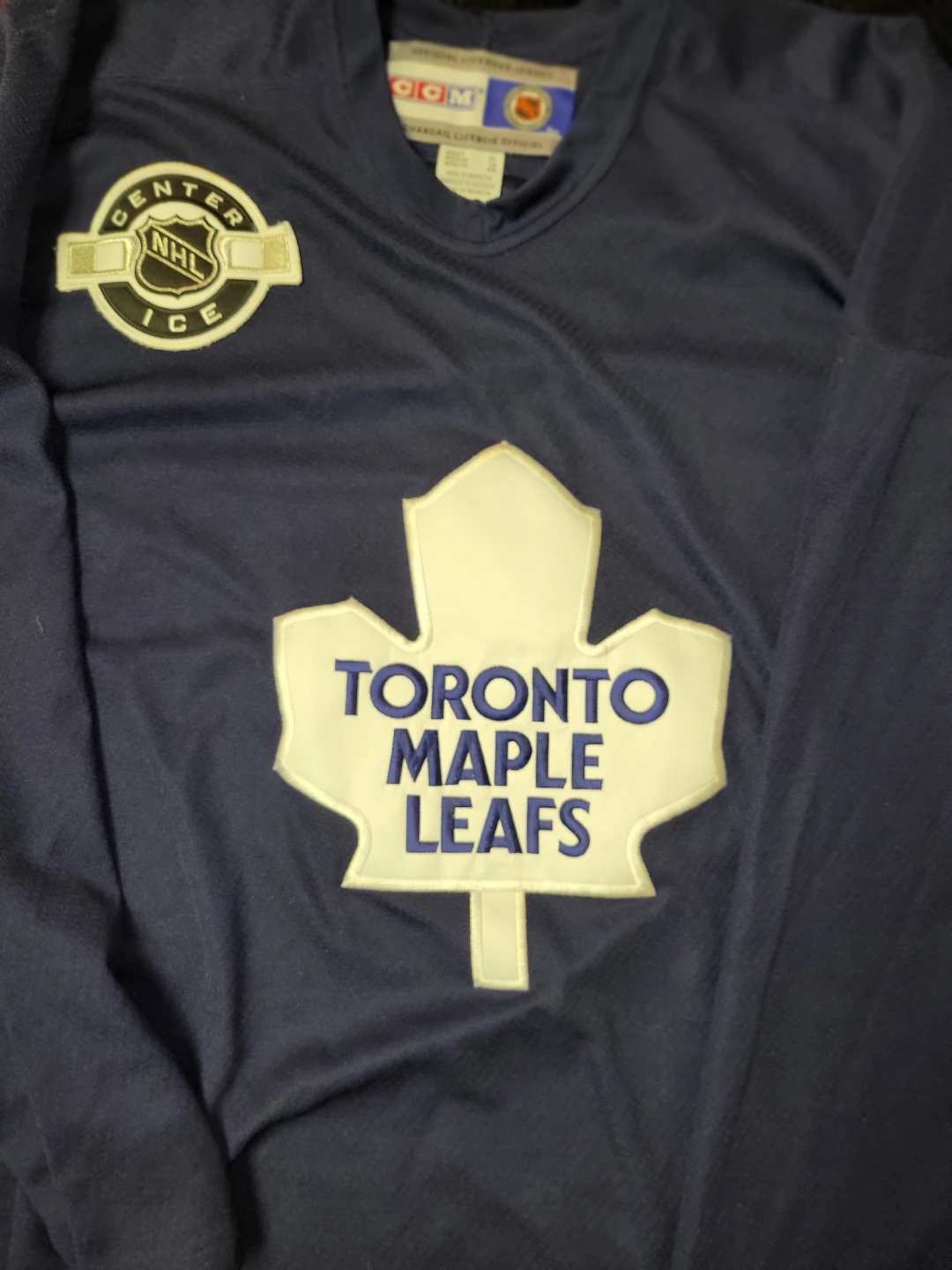 Toronto Maple Leafs XL hockey sweater 70's Classic logo - photo 3