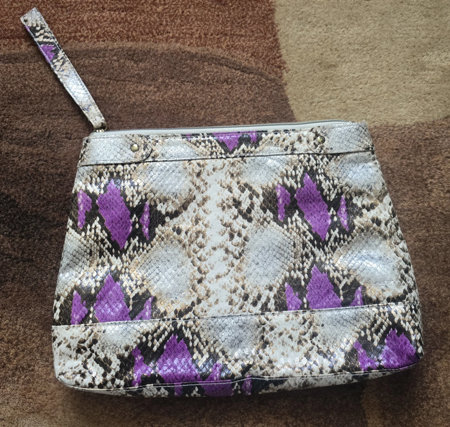 Snakeskin Print Wristlet Clutch