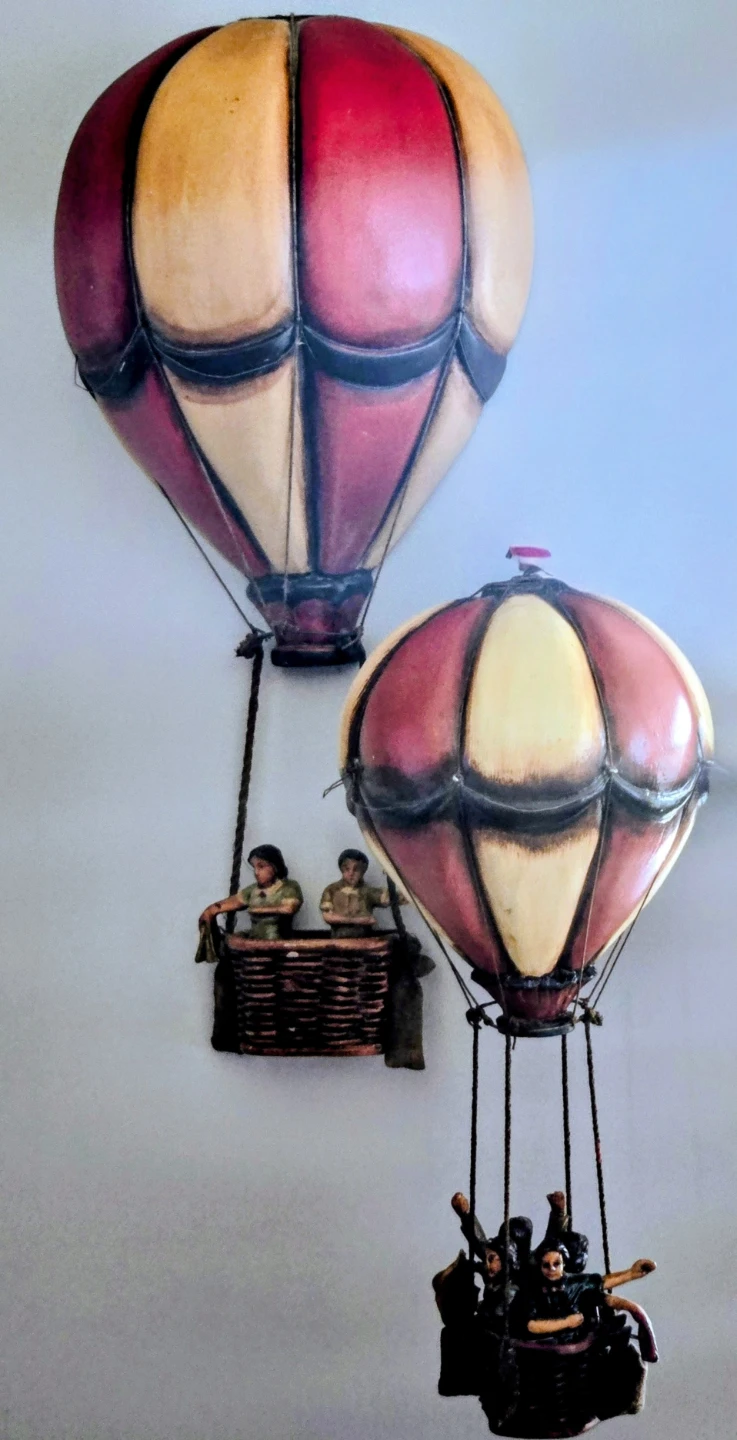 Rare Matching Pair 1970's A. Agohob Hot Air Balloons - photo 2